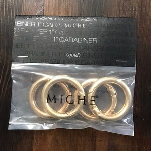 Miche-1” Carabiner